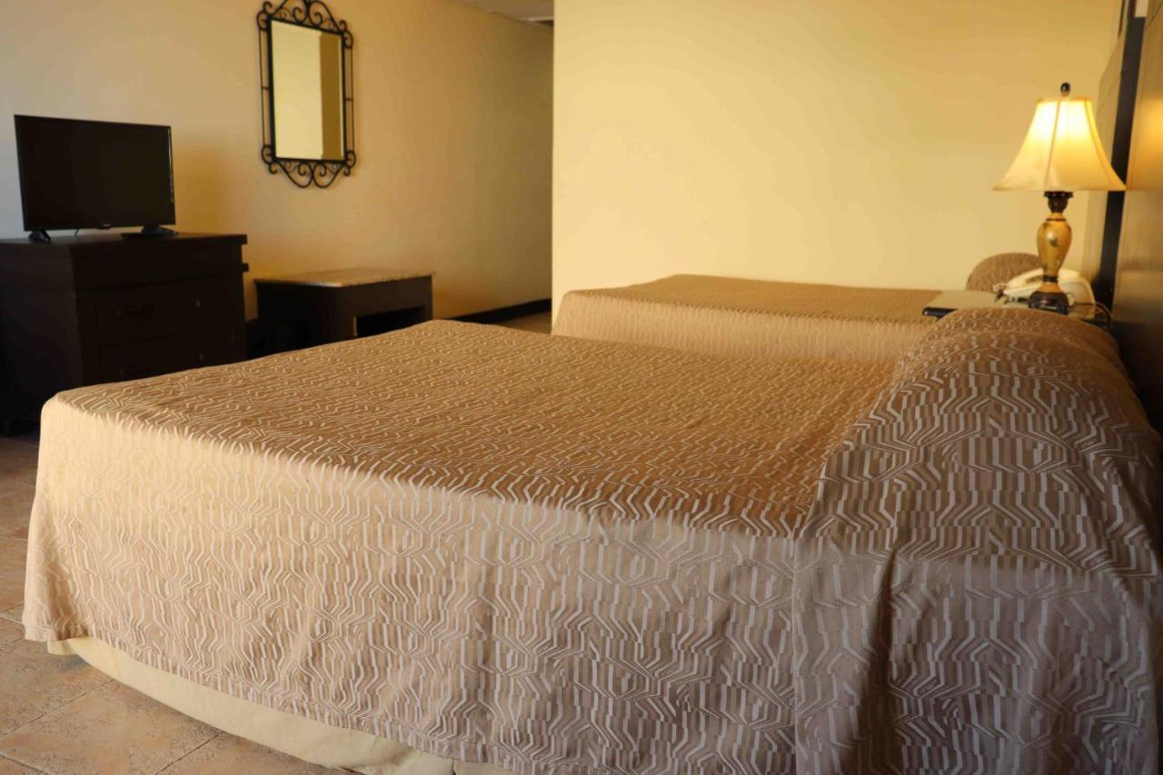 Hotel Arenas Del Mar Resort Tampico Bilik gambar